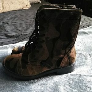 Camo boots
